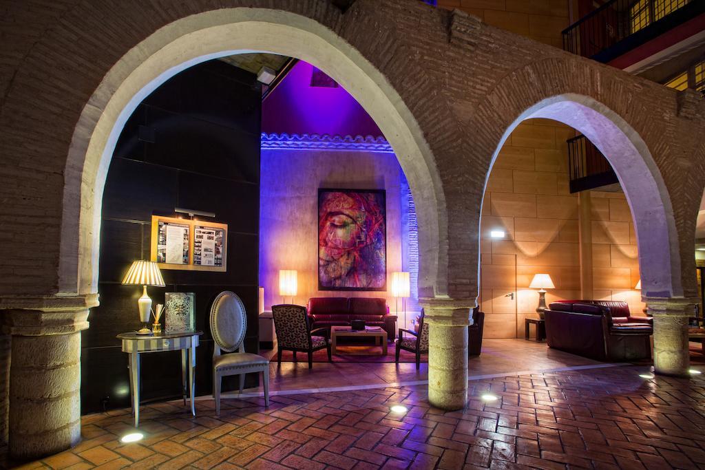 Hotel Monasterio Benedictino Calatayud Exterior photo